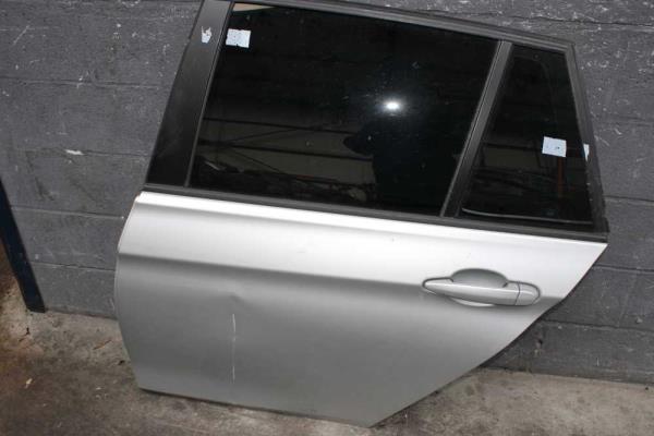 PORTE ARRIERE GAUCHE BMW SERIE 3 F31 BREAK 2012-2019 - Vue 1